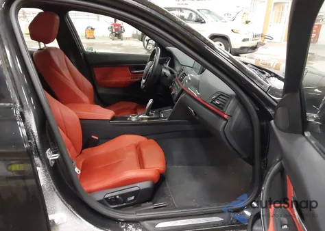 2014 BMW 328I xDrive z USA, uszkodzony, nr VIN WBA3B5C52EP652142